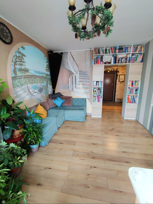 Продам трехкомнатную (3-комн.) квартиру, Московская ул, 3, Пенино д