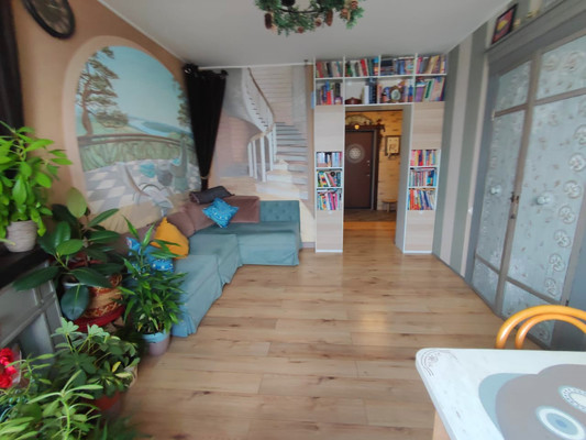 Продам трехкомнатную (3-комн.) квартиру, Московская ул, 3, Пенино д