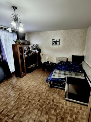 Продам однокомнатную (1-комн.) квартиру, Октябрьская ул, 3, Тельмана п