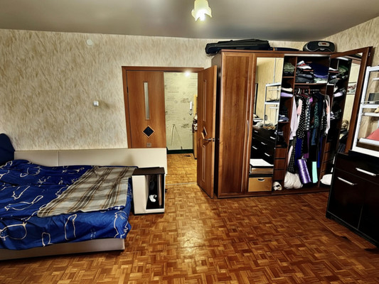 Продам однокомнатную (1-комн.) квартиру, Октябрьская ул, 3, Тельмана п