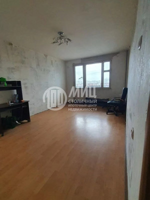 Продам трехкомнатную (3-комн.) квартиру, Братеевская ул, 21стр2, Москва г