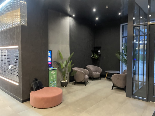 Продам трехкомнатную (3-комн.) квартиру, Цветочная ул, 5к1, Дудкино д