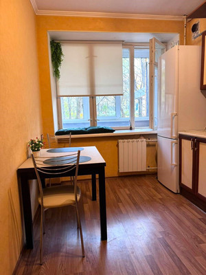 Продам однокомнатную (1-комн.) квартиру, Кастанаевская ул, 37, Москва г