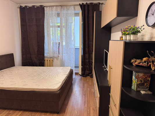 Продам однокомнатную (1-комн.) квартиру, Кастанаевская ул, 37, Москва г