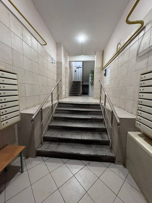 Продам однокомнатную (1-комн.) квартиру, Кастанаевская ул, 37, Москва г