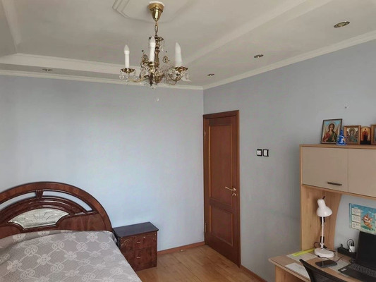 Продам трехкомнатную (3-комн.) квартиру, Пятницкое ш, 6, Москва г