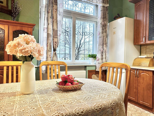 Продам трехкомнатную (3-комн.) квартиру, Седова ул, 63, Санкт-Петербург г