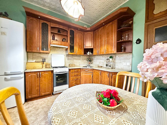 Продам трехкомнатную (3-комн.) квартиру, Седова ул, 63, Санкт-Петербург г