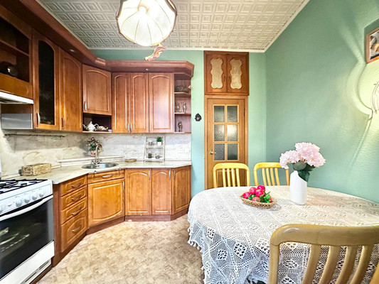 Продам трехкомнатную (3-комн.) квартиру, Седова ул, 63, Санкт-Петербург г