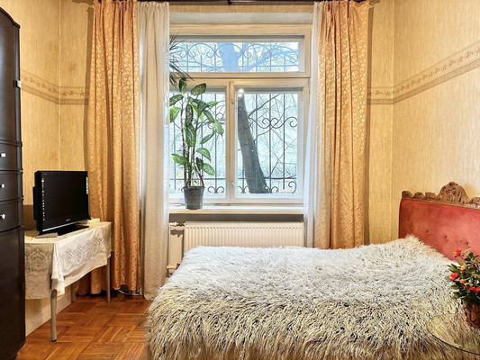 Продам трехкомнатную (3-комн.) квартиру, Седова ул, 63, Санкт-Петербург г