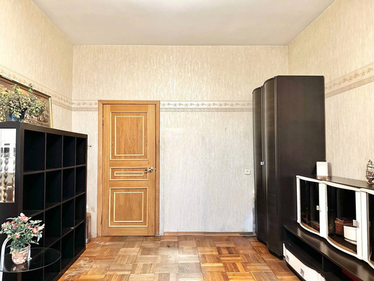 Продам трехкомнатную (3-комн.) квартиру, Седова ул, 63, Санкт-Петербург г