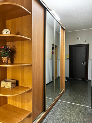 Продам трехкомнатную (3-комн.) квартиру, Седова ул, 63, Санкт-Петербург г