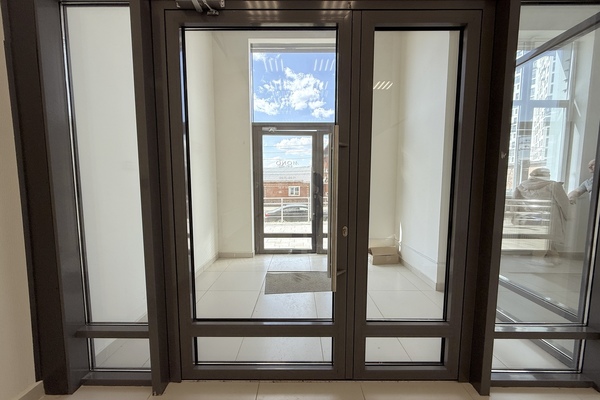 Сдам коммерческое помещение 61,1 м2, Печатников ул, 1, Екатеринбург г