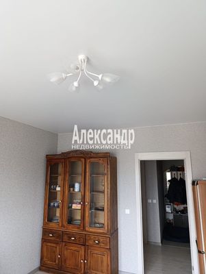 Продам двухкомнатную (2-комн.) квартиру, Кооперативная (Торфяное тер.) ул, 5к2, Парголово п