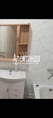 Продам двухкомнатную (2-комн.) квартиру, Кооперативная (Торфяное тер.) ул, 5к2, Парголово п