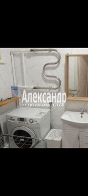 Продам двухкомнатную (2-комн.) квартиру, Кооперативная (Торфяное тер.) ул, 5к2, Парголово п