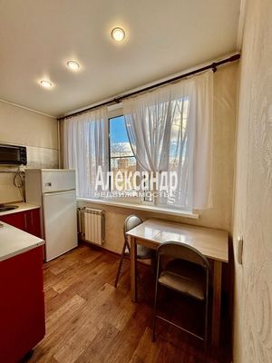 Сдам однокомнатную (1-комн.) квартиру, Подвойского ул, 28к1Л, Санкт-Петербург г