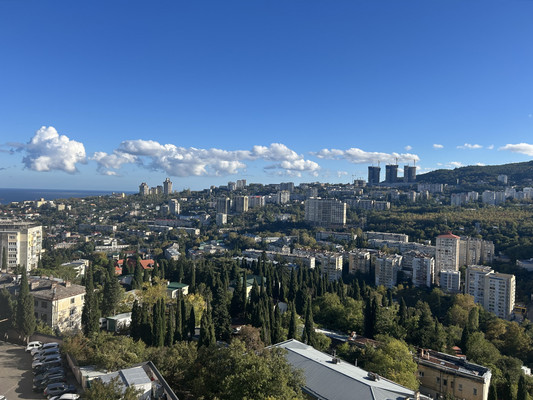 Продам двухкомнатную (2-комн.) квартиру, Кирова ул, 155а, Ялта г