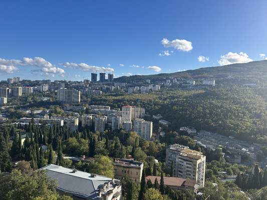 Продам двухкомнатную (2-комн.) квартиру, Кирова ул, 155а, Ялта г