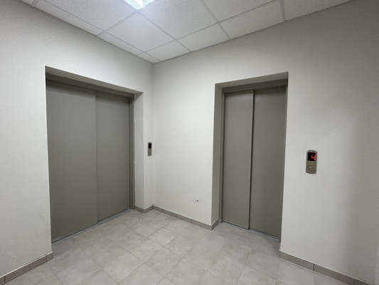 Продам двухкомнатную (2-комн.) квартиру, Кирова ул, 155а, Ялта г