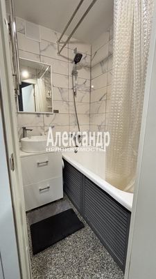 Продам однокомнатную (1-комн.) квартиру, Светлановский пр-кт, 119, Санкт-Петербург г