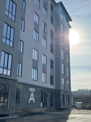 Продам двухкомнатную (2-комн.) квартиру, Солнечная ул, 40к33, Нальчик г