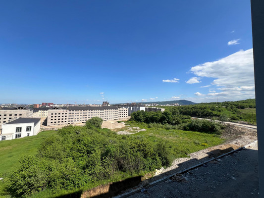 Продам двухкомнатную (2-комн.) квартиру, Солнечная ул, 40к33, Нальчик г