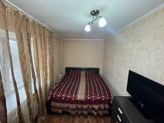 Продам двухкомнатную (2-комн.) квартиру, Победы пр-кт, 44к2, Комсомольск-на-Амуре г