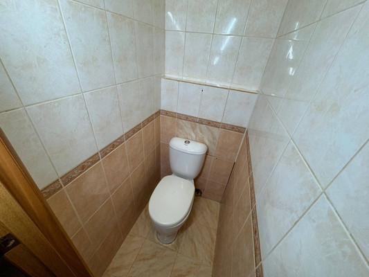 Продам двухкомнатную (2-комн.) квартиру, Победы пр-кт, 44к2, Комсомольск-на-Амуре г