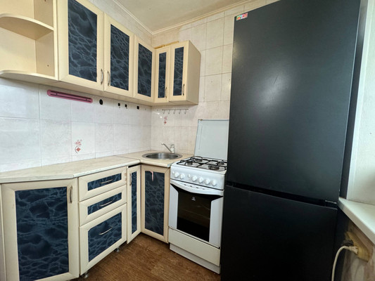 Продам двухкомнатную (2-комн.) квартиру, Победы пр-кт, 44к2, Комсомольск-на-Амуре г