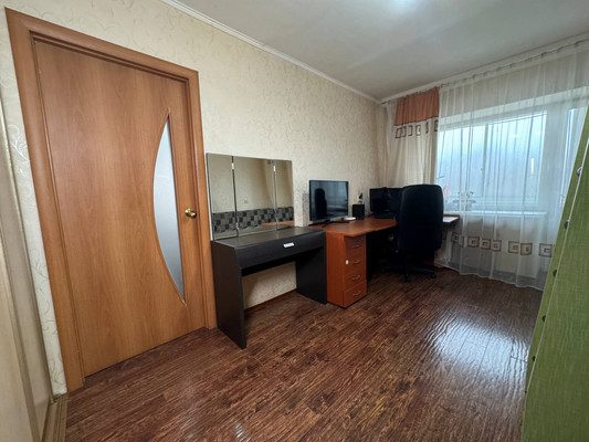 Продам двухкомнатную (2-комн.) квартиру, Победы пр-кт, 44к2, Комсомольск-на-Амуре г