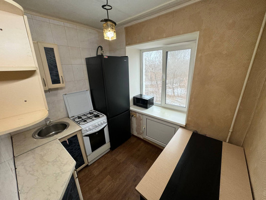 Продам двухкомнатную (2-комн.) квартиру, Победы пр-кт, 44к2, Комсомольск-на-Амуре г