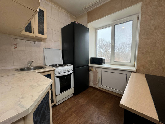 Продам двухкомнатную (2-комн.) квартиру, Победы пр-кт, 44к2, Комсомольск-на-Амуре г