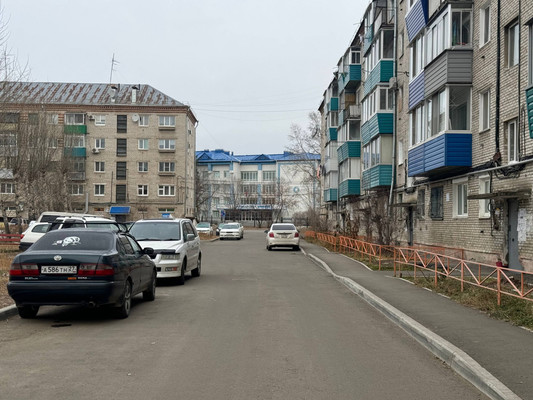 Продам двухкомнатную (2-комн.) квартиру, Победы пр-кт, 44к2, Комсомольск-на-Амуре г