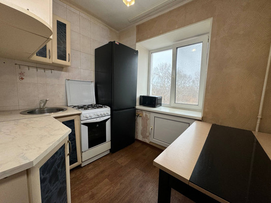 Продам двухкомнатную (2-комн.) квартиру, Победы пр-кт, 44к2, Комсомольск-на-Амуре г