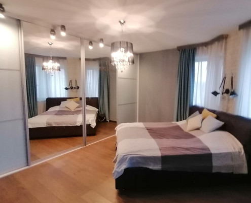 Продам трехкомнатную (3-комн.) квартиру, Лунная ул, 19к1, Жуково д