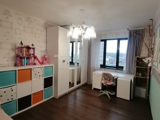 Продам трехкомнатную (3-комн.) квартиру, Лунная ул, 19к1, Жуково д