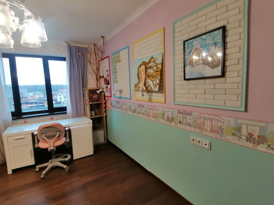 Продам трехкомнатную (3-комн.) квартиру, Лунная ул, 19к1, Жуково д