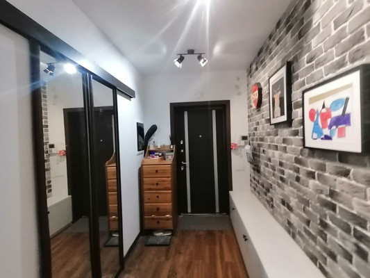 Продам трехкомнатную (3-комн.) квартиру, Лунная ул, 19к1, Жуково д