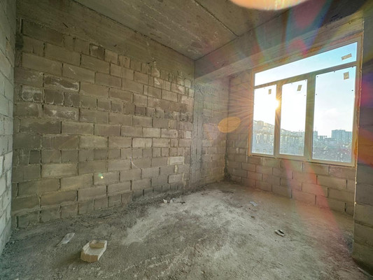 Продам трехкомнатную (3-комн.) квартиру, Мовсисяна ул, 15, Нальчик г