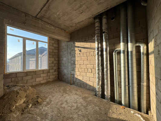 Продам трехкомнатную (3-комн.) квартиру, Мовсисяна ул, 15, Нальчик г