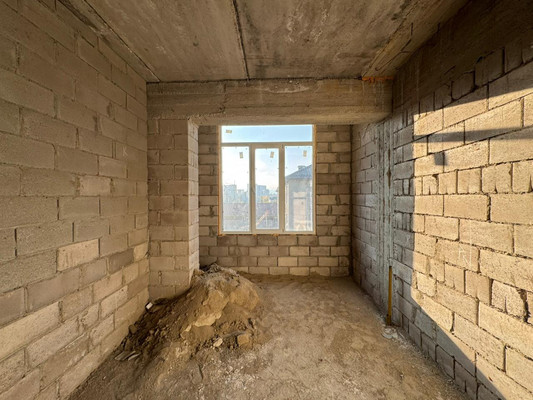 Продам трехкомнатную (3-комн.) квартиру, Мовсисяна ул, 15, Нальчик г