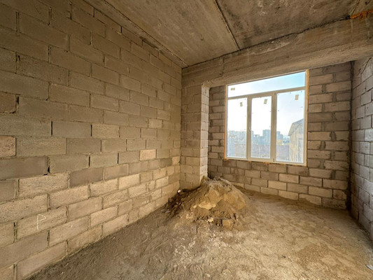 Продам трехкомнатную (3-комн.) квартиру, Мовсисяна ул, 15, Нальчик г