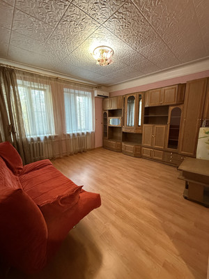 Продам трехкомнатную (3-комн.) квартиру, Новороссийский пер, 4, Армавир г