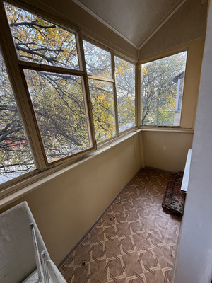 Продам трехкомнатную (3-комн.) квартиру, Новороссийский пер, 4, Армавир г