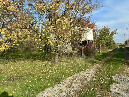 Продам участок 5 соток, СНТ, Новозбурьевка тер. СПК, 0 км от города