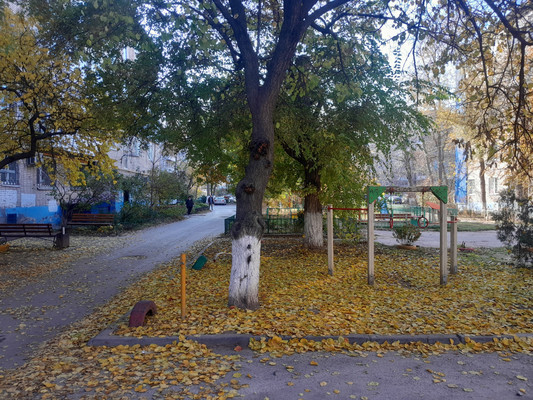 Продам двухкомнатную (2-комн.) квартиру, Морская ул, 114, Волгодонск г