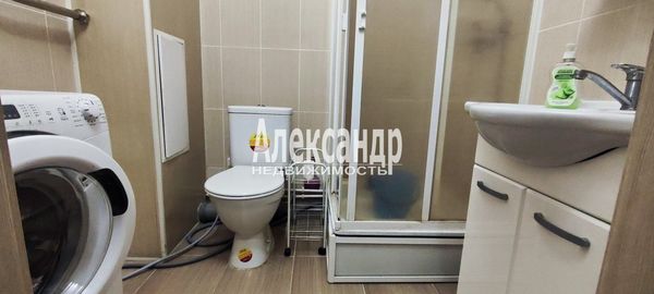 Продам однокомнатную (1-комн.) квартиру, Менделеева б-р, 13, Мурино п