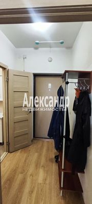 Продам однокомнатную (1-комн.) квартиру, Менделеева б-р, 13, Мурино п