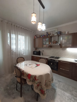 Продам однокомнатную (1-комн.) квартиру, Гагарина ул, 1в, Волгодонск г